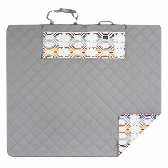 NWT Pendleton Outdoor Packable Blanket - Picture 4 of 11